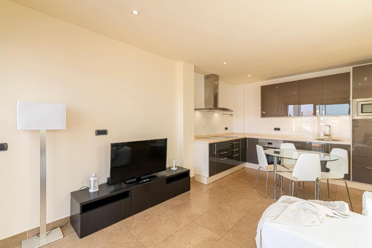 Luxury Holidays Suites, Playa De Los Cristianos Los Cristianos  Exterior photo