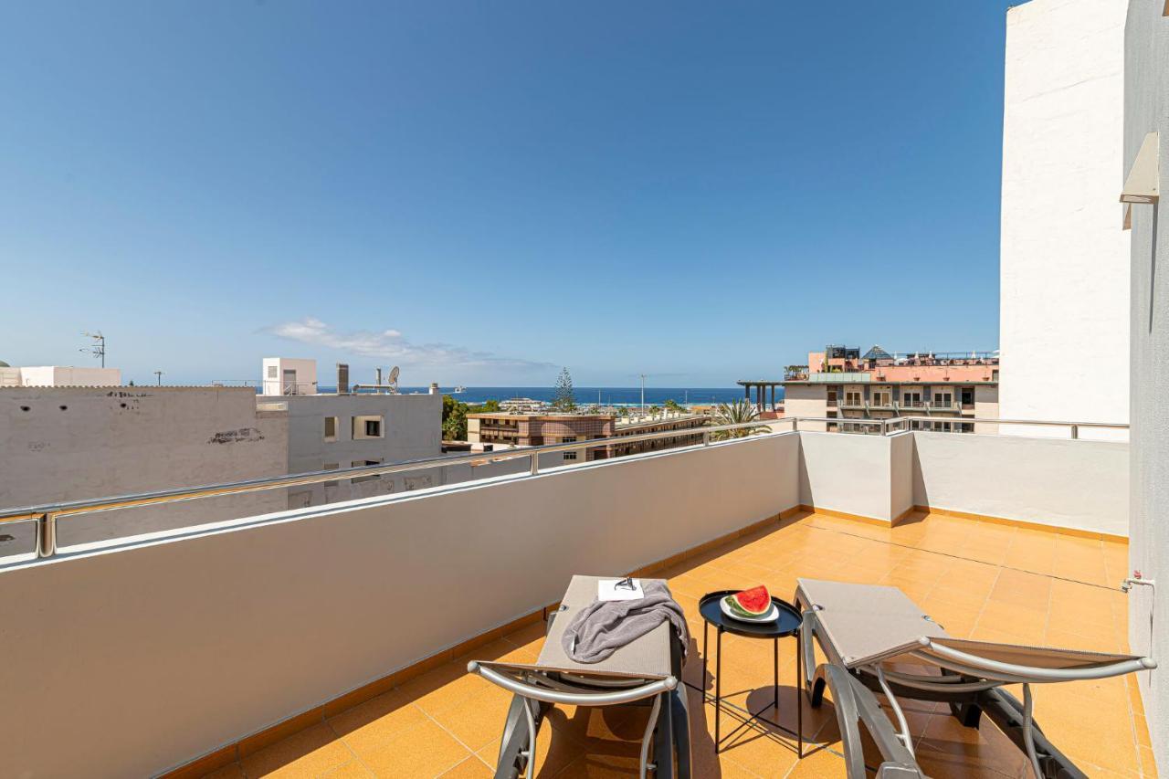 Luxury Holidays Suites, Playa De Los Cristianos Los Cristianos  Exterior photo