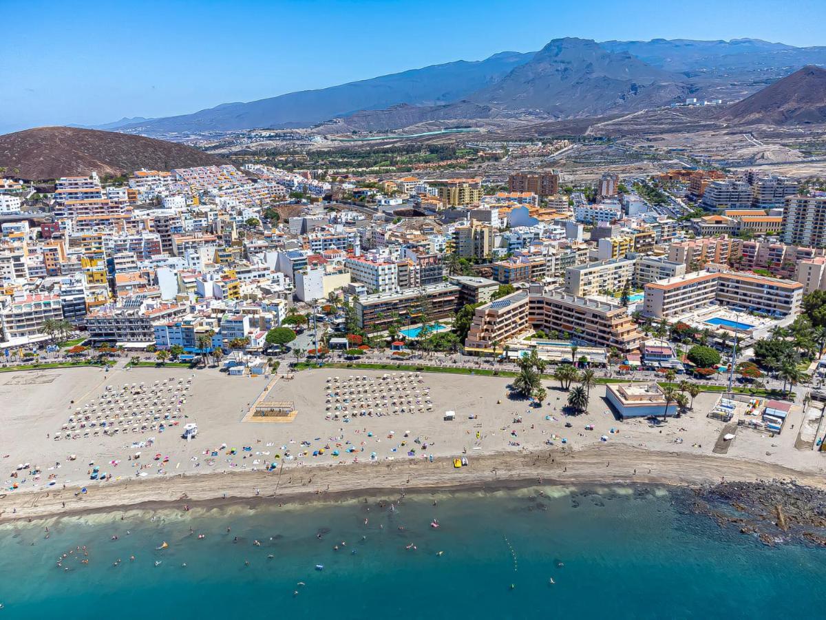 Luxury Holidays Suites, Playa De Los Cristianos Los Cristianos  Exterior photo