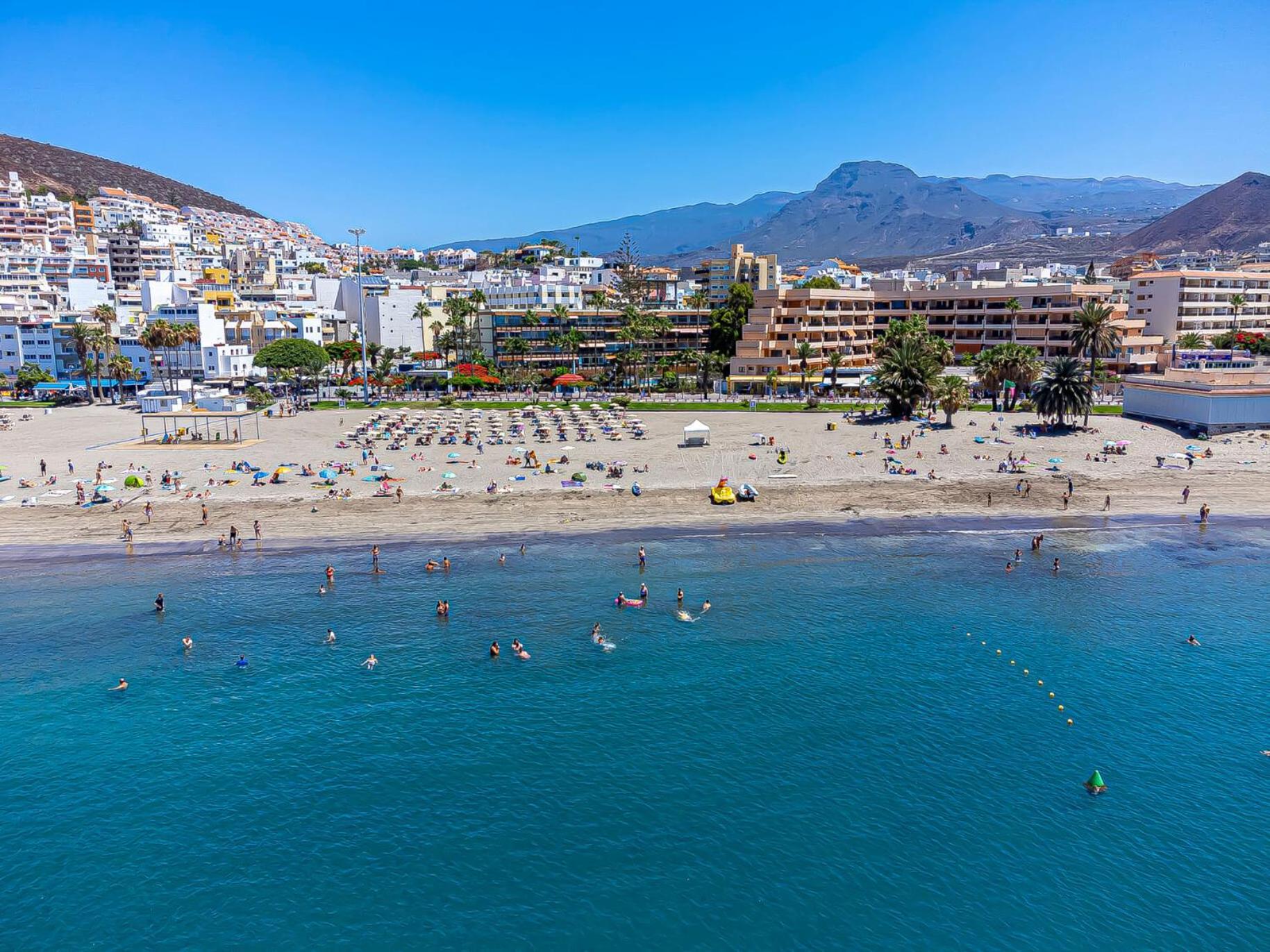 Luxury Holidays Suites, Playa De Los Cristianos Los Cristianos  Exterior photo
